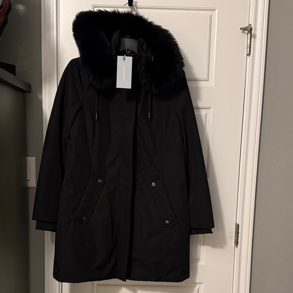 Women's Black Fur-Trimmed Parka